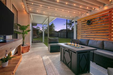 Port Arthur Vacation Rentals with a Patio